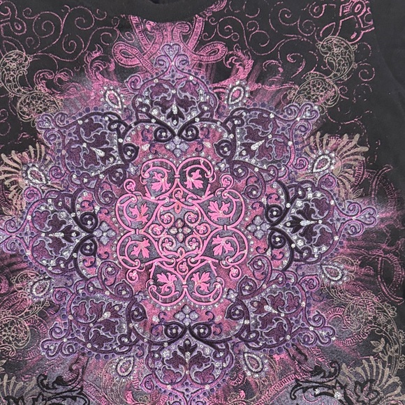 Twisted Black and Pink Mandala Tee - Picture 3 of 6